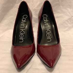 Calvin Klein pumps. Deep Burgundy/plum.